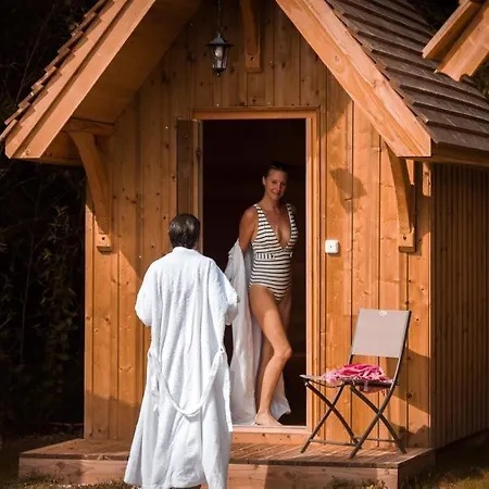 Boutique-hotel Restaurant L'atelier D'epicure Logis Hotel Castels