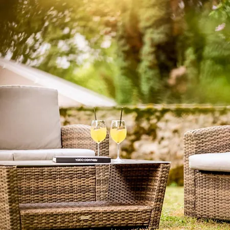 Boutique-hotel Restaurant L'atelier D'epicure Logis Hotel Castels