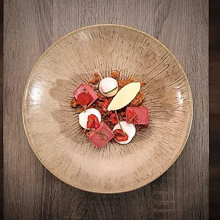 Boutique-hotel Restaurant L'atelier D'epicure Logis Castels