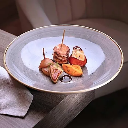 Boutique-hotel Restaurant L'atelier D'epicure Logis Castels